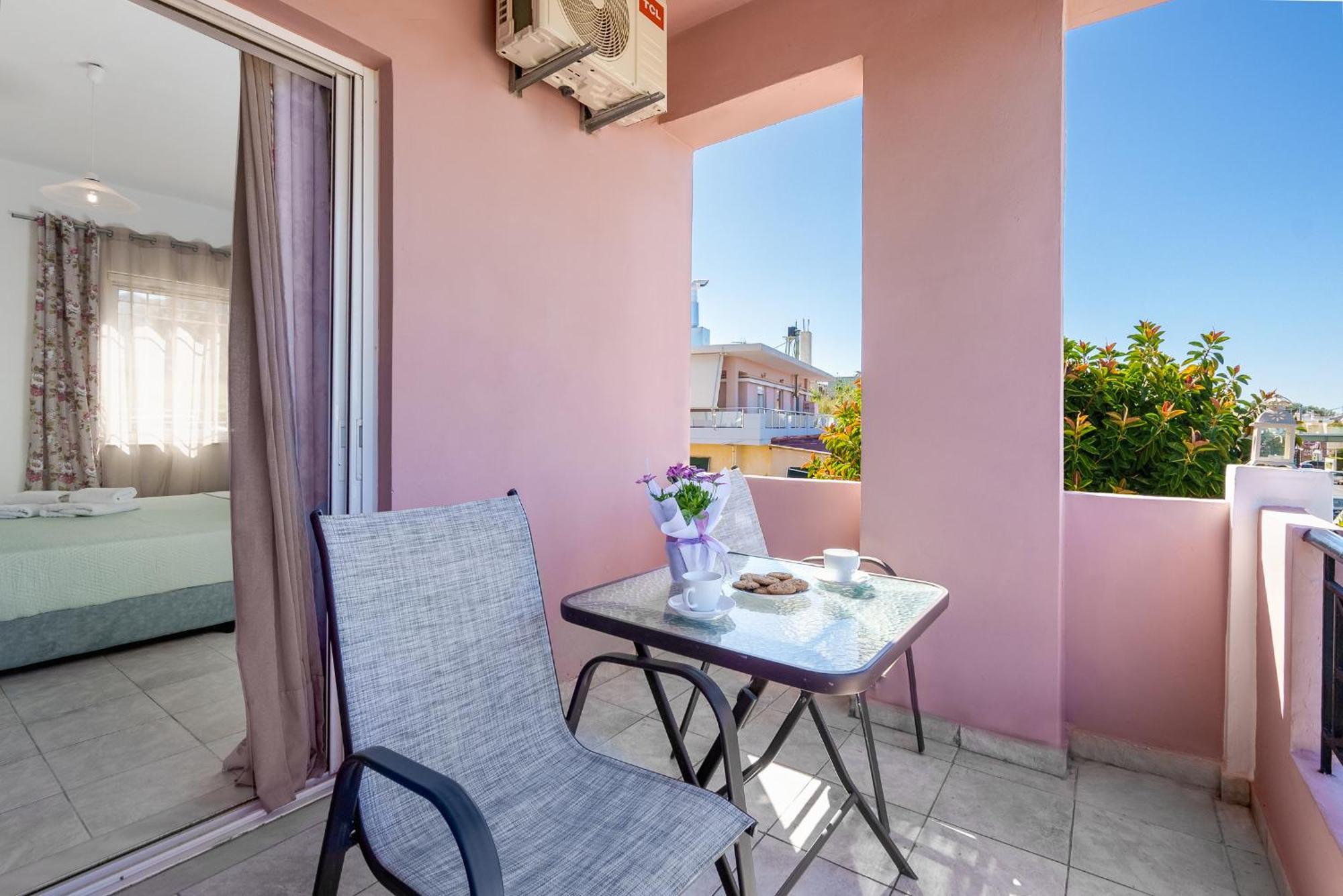 Nikos Apartments Ajía Marína Kültér fotó