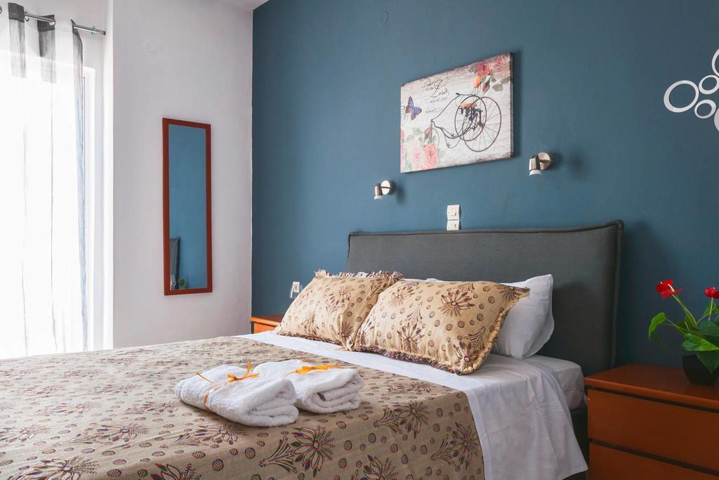 Nikos Apartments Ajía Marína Szoba fotó